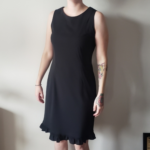 Vintage Nancy G. Ruffle dress - Picture 3 of 5